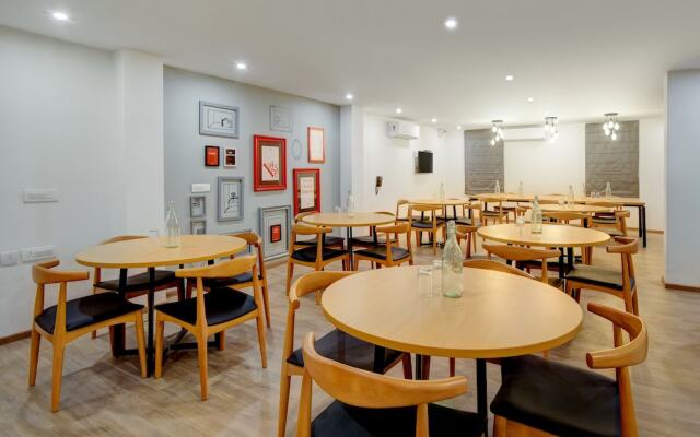 OYO Townhouse 219, Sector 49, Gurgaon
