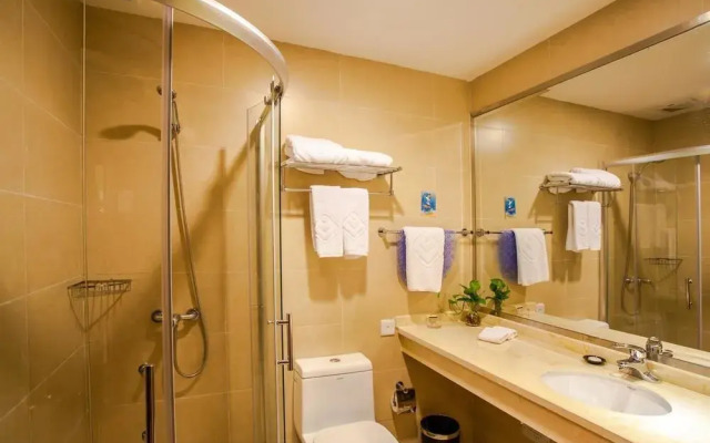 Anji Pinguan Hotel