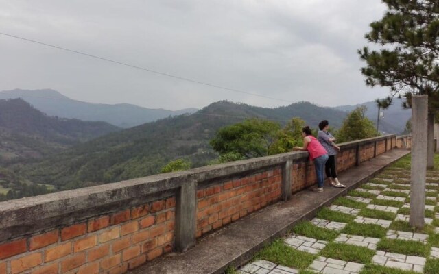 Hotel Mirador del Valle