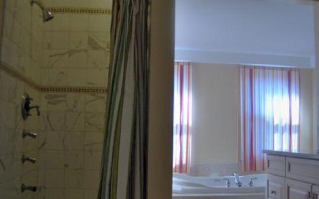 Holman Street Apartment