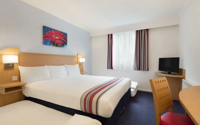 Ramada Wakefield