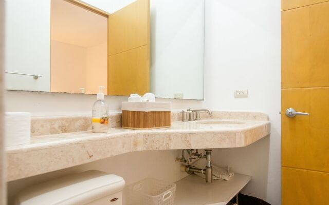 4BR Home Beach Neraby - bikes&wifi by TA