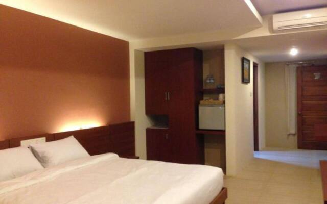 Paradise Hotel Nyaung Shwe