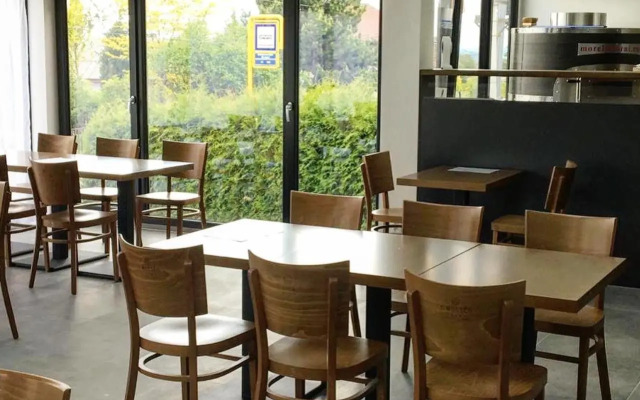 Restaurace a penzion U Hasičů