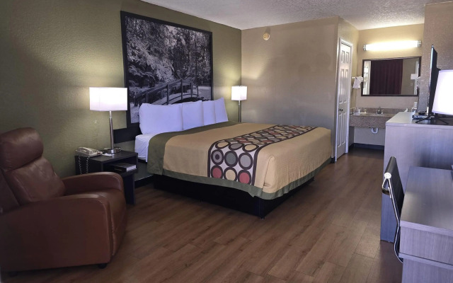 Super 8 by Wyndham Arkadelphia Caddo Valley Area