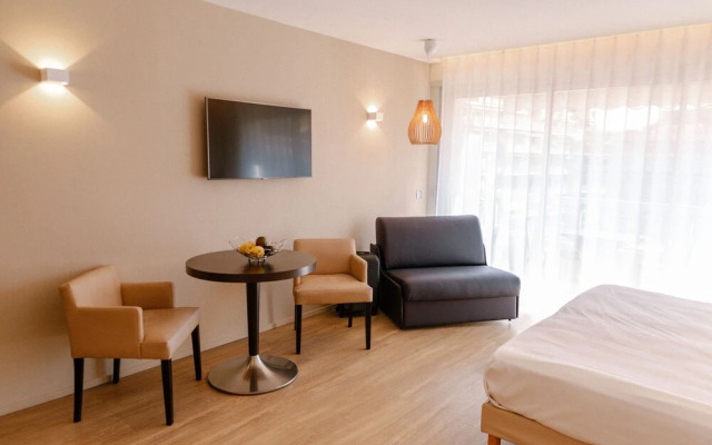 Residence Chateauneuf
