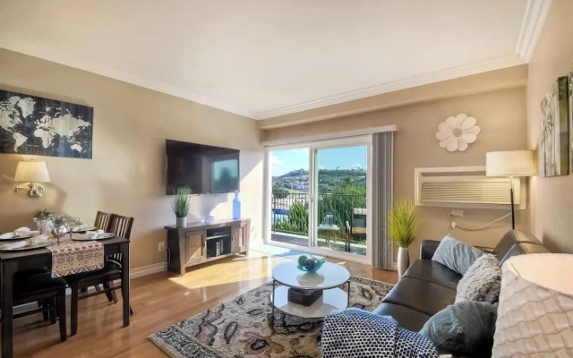 Southern Exposure w/ Private Balcony