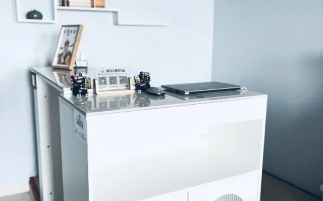 LinzhiJu Youth Hostel