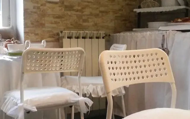 Lunartista Bed & Breakfast