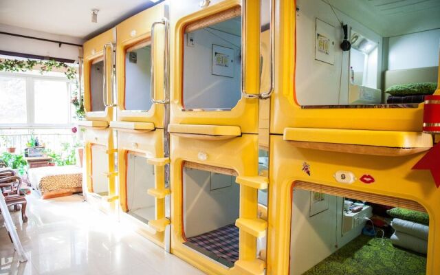 Xi'an PaPa's Capsule Hotel