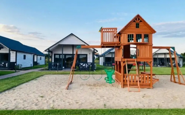 Summer House Jaroslawiec Near Tropicana Park