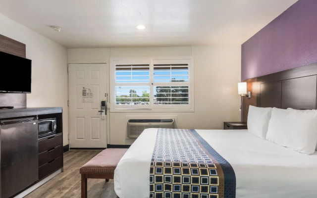 Rodeway Inn near Downtown Monterey