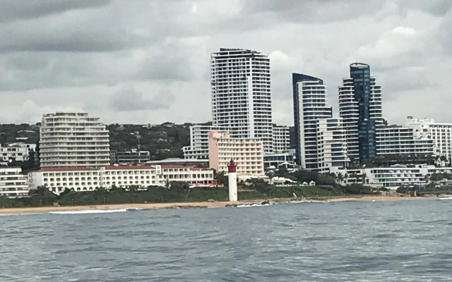 Umhlanga Beach Front 4 Sleeper