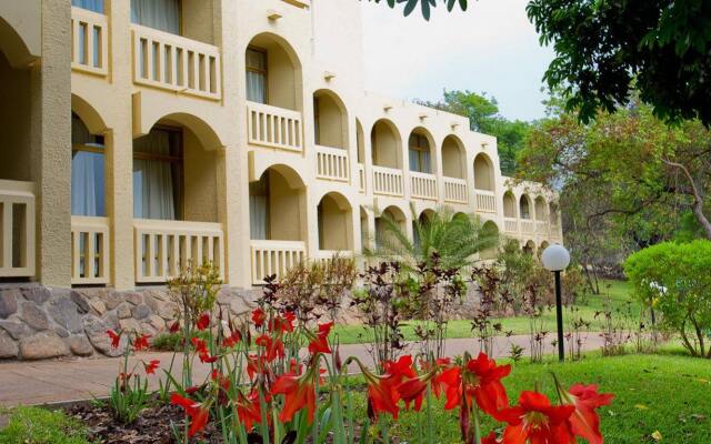 Victoria Falls Rainbow Hotel