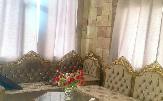 OYO 157 Dream Barka Hotel
