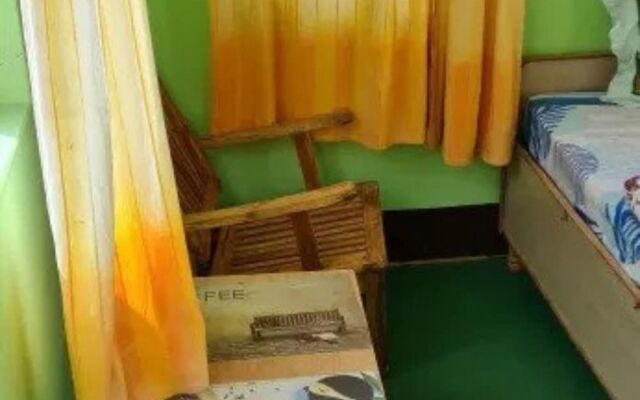 Piggy Hostel Kaza