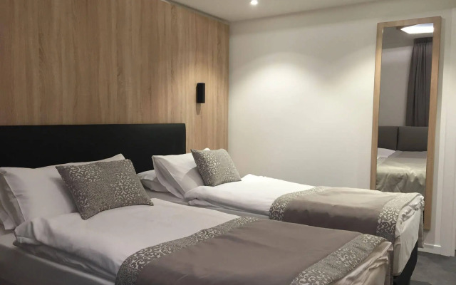 Tourist Hotel