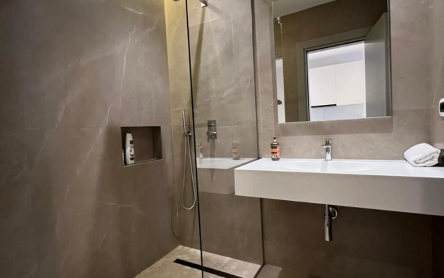 Skanderbeg Square Deluxe 3