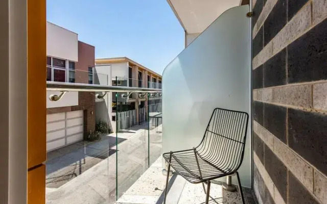The Nest - Elegant Private Room Near The City + Roof Terrace