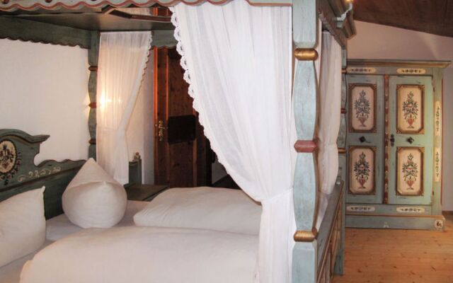 Burg Biedenegg. Niedermontani (FIE204)