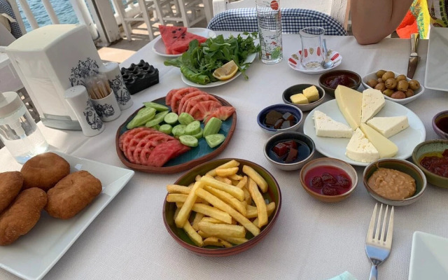 Gelincik Otel