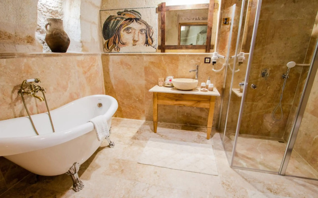Sultan Cave Suites