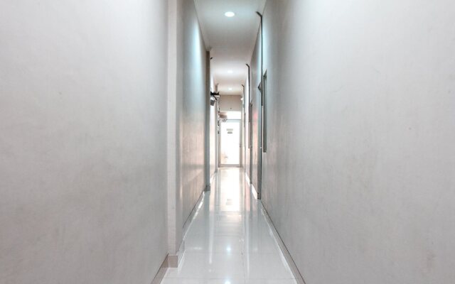 OYO 383 Env Residence