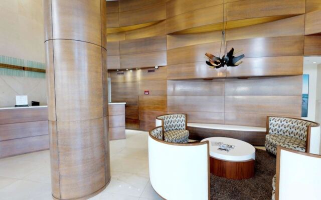 3000 Oasis Grand Blvd #803