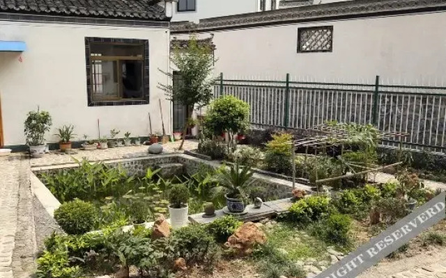 Shanshui Renjia Inn