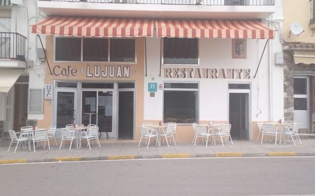 Hostal Restaurante Lujuan