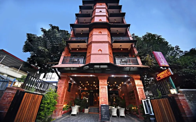 Everest Boutique Hotel