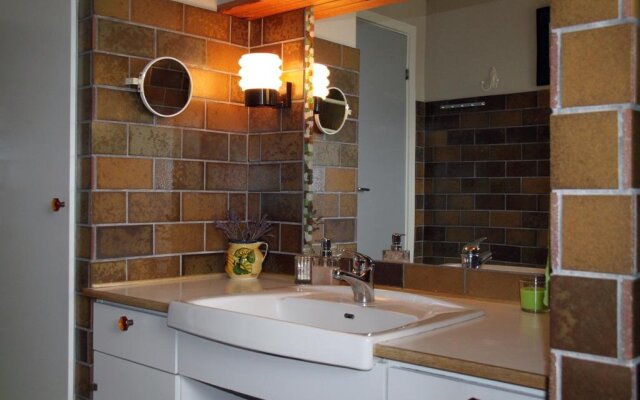 Le Chapeau Bed & Breakfast
