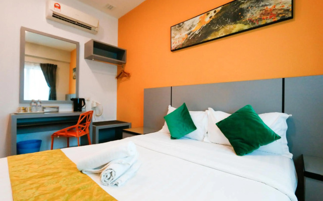 Travelland Hotel