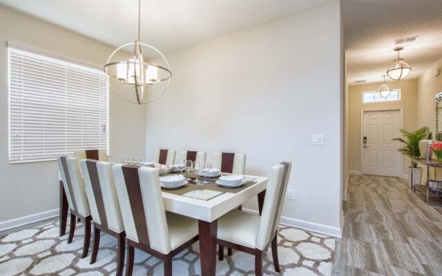 Storey Lake-5 Bedroom Pool Home-1663ST