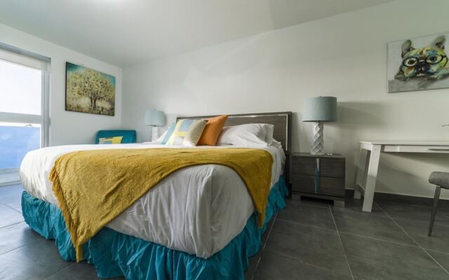 Turibana Plaza Suite 14