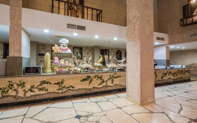 Sunny Days El Palacio Resort & Spa