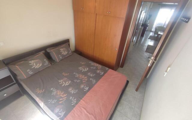 Dreamy 2 bedroom condo with free parking