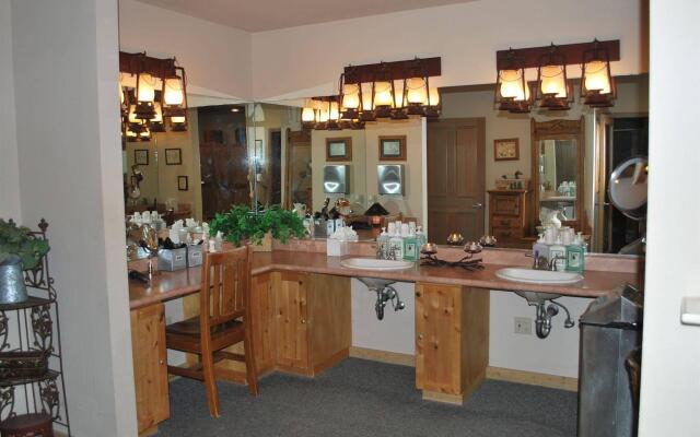 Double Eagle Resort & Spa