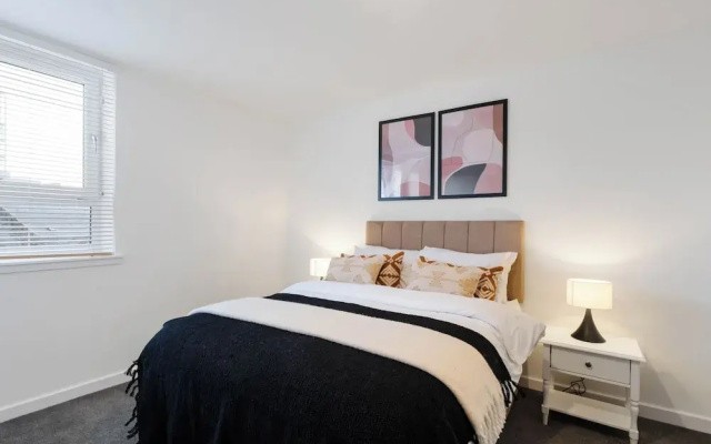 City Point Apartments by Guestz