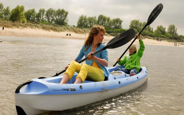 Comfortable Chalet With Dishwasher, Beach at Walkingdistance