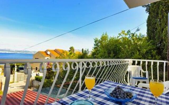 Apartments Mar - 50 m from beach