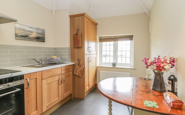 Stakesby House Apartment 3