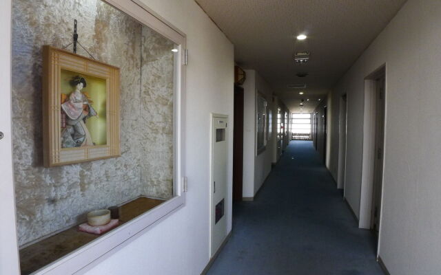 New Makomo Hotel