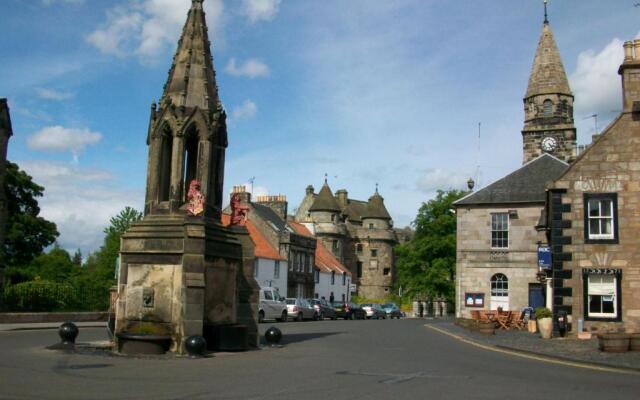 Carnegie Holiday Cottage Dunfermline Fife