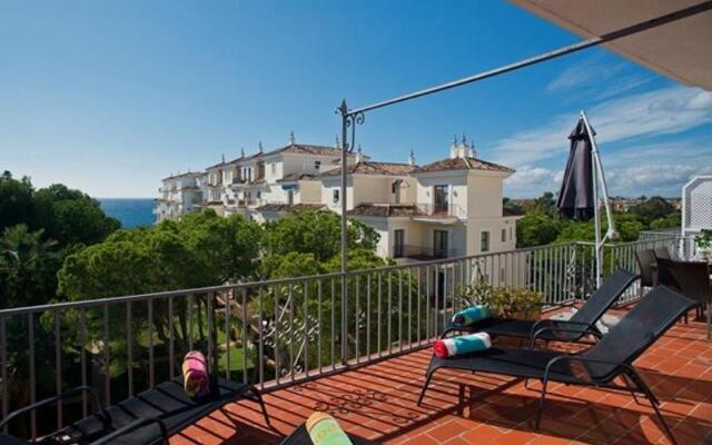 Apartment in Marbella, Malaga 102955