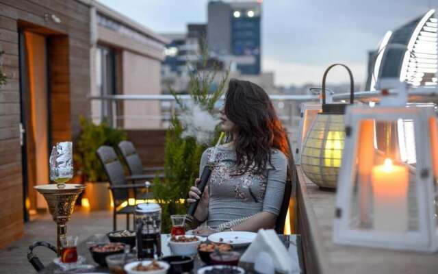 Check-in TERRACE Hotel