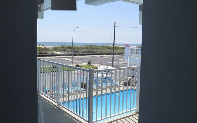 Alante Oceanfront Motor