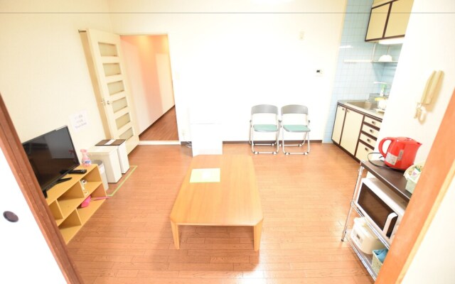 Moriguchi Apartment