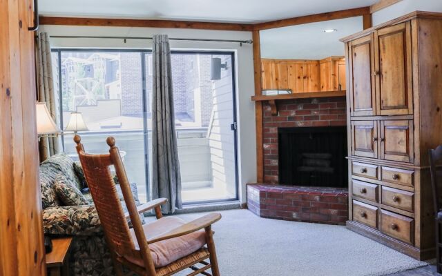 Ski Lodge Studio Studio Bedroom Condo by RedAwning