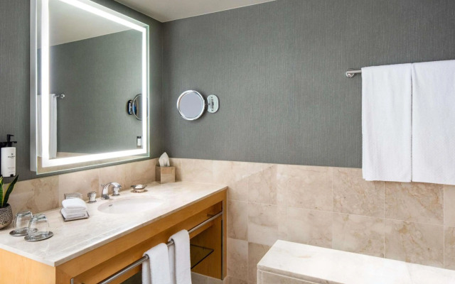 Sofitel Chicago Magnificent Mile